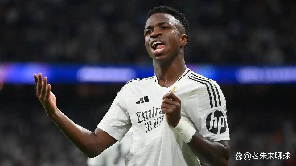 西甲惊现罗生门!维尼修斯被骂猴子前,到底说了啥?