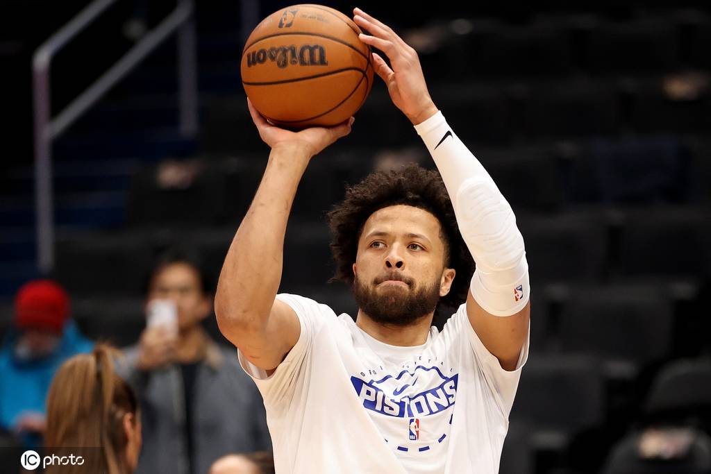 坎宁安气胸动摇活塞复兴轨迹?东部第一的天会塌吗?